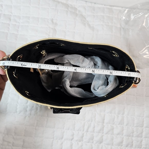 Dior Beautè VIP Crossbody Shoulder Bag NIB With All Accessories - Picture 16 of 16